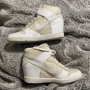 Nike Dunk Sky High